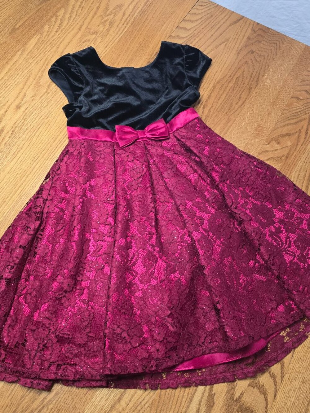 Jona Michelle Kids Black Velvet Dress Size 10 Red Glitter Mesh Lace Bow Holiday